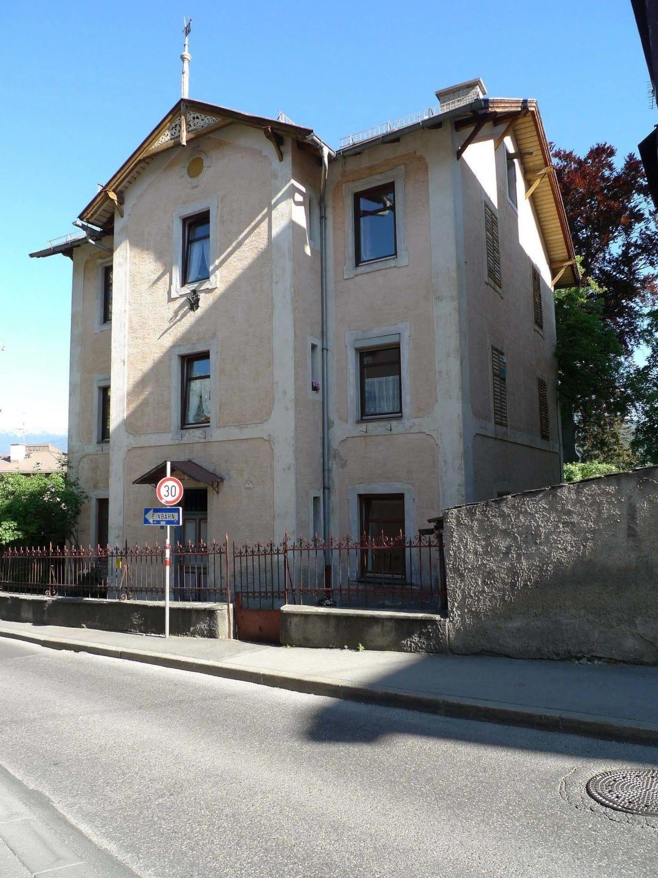 Appartement Absteige Innsbruck- Zentrale Ferienapartments *